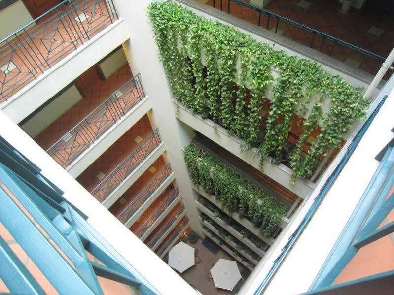 Saigon Court Serviced Apartment Хошимін Екстер'єр фото